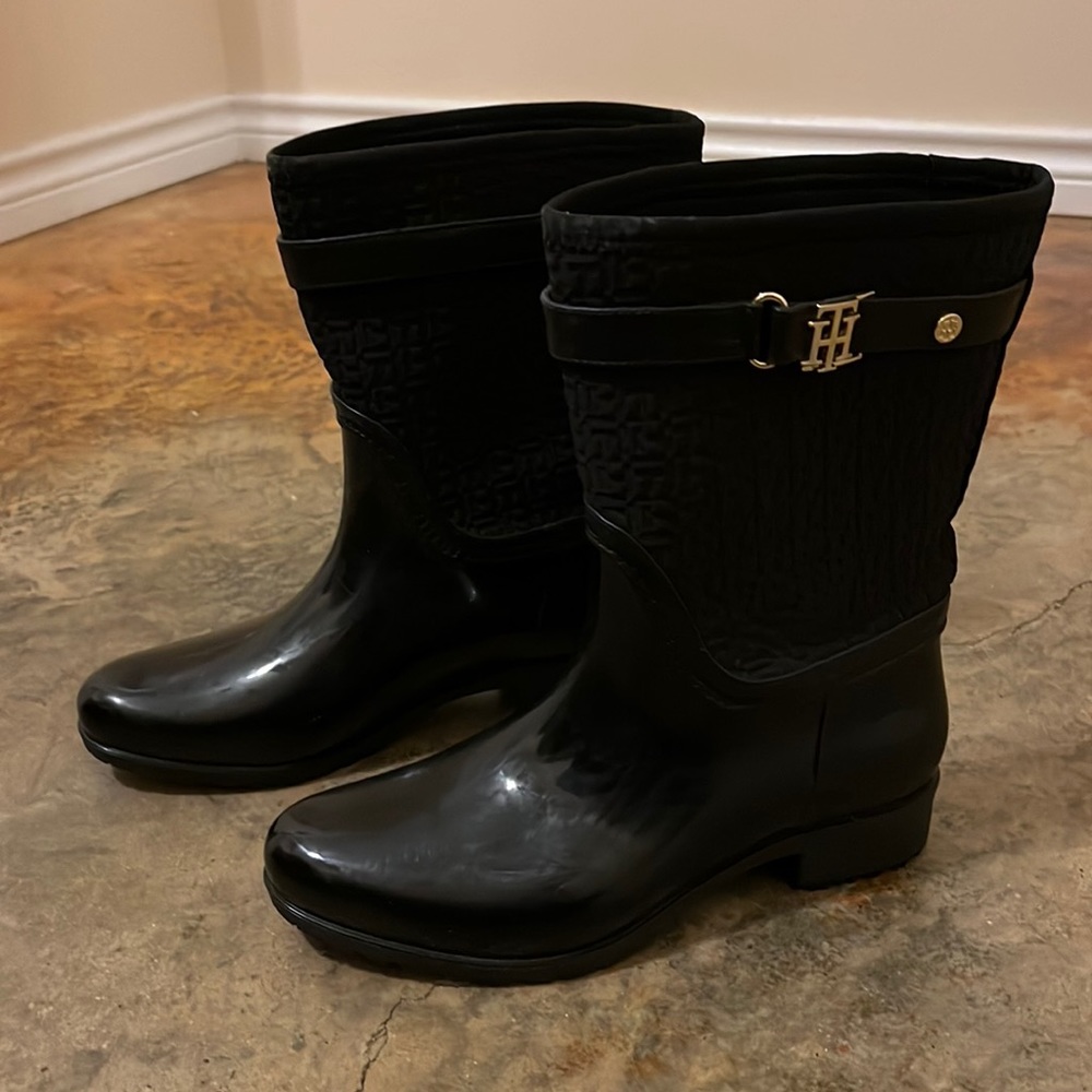 Tommy Hilfiger rain boots